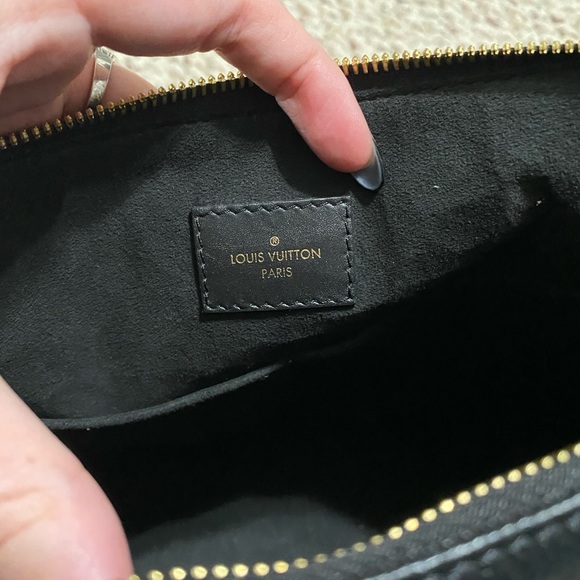 Louis Vuitton Empreinte V Tote - Picture 4 of 10